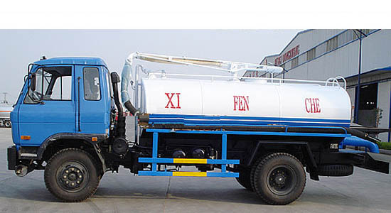東風(fēng)145吸糞車
